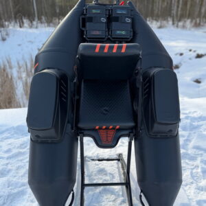 ływadełko bellyboat Float Plus ARc z wysokim siedziskiem i zwężanymi tubami.