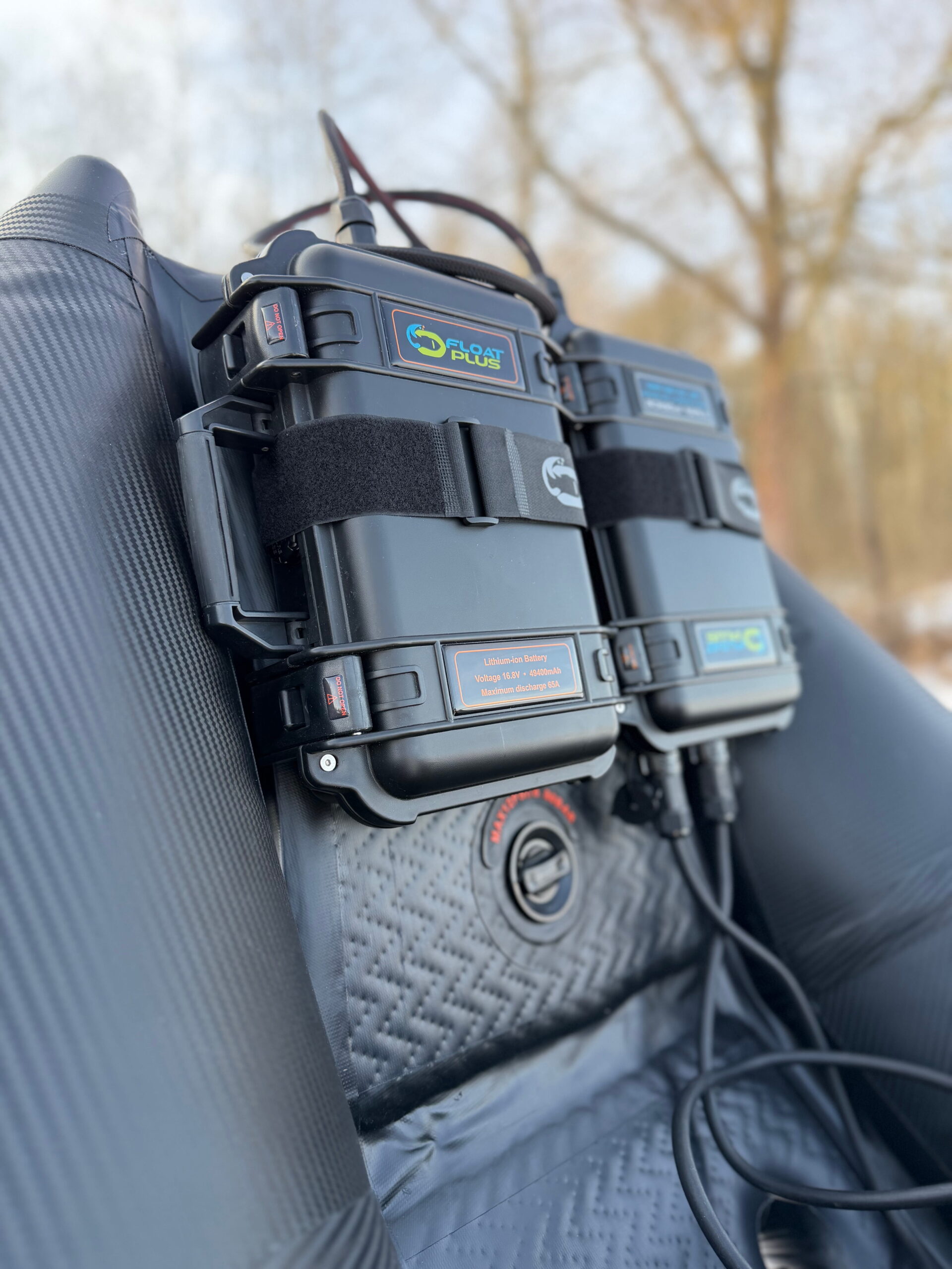 Bateria Float Plus Stormcase 49,4Ah oraz zasilanie napędu Twin Force.