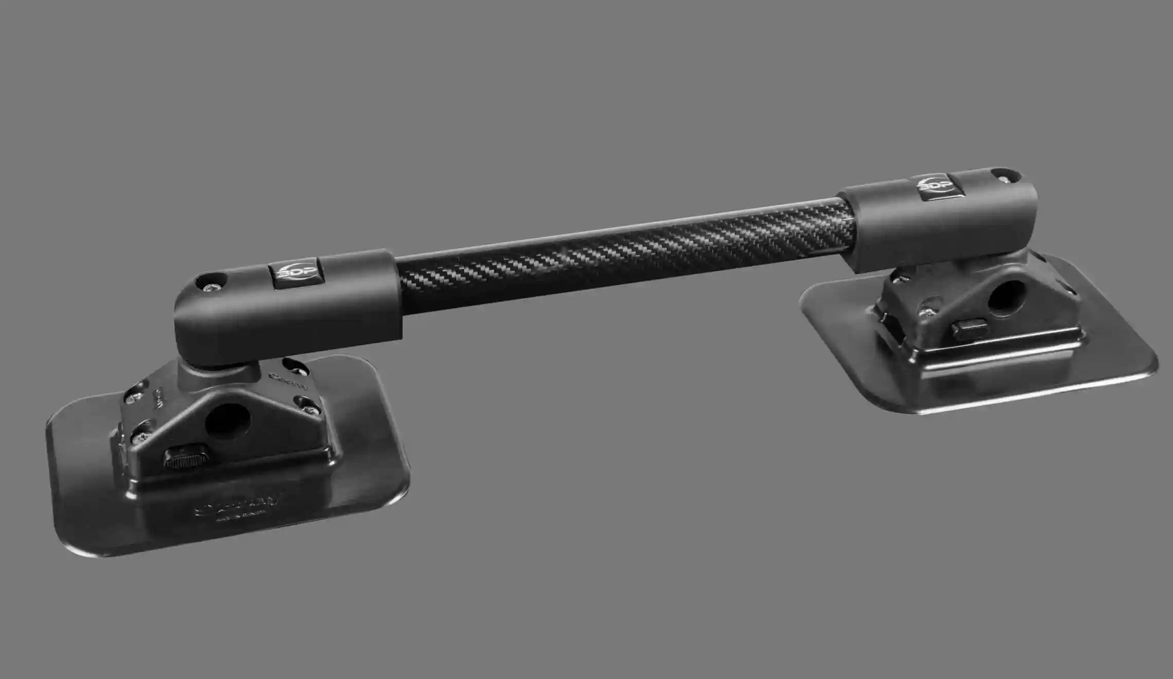 Karbonowa rurka Float Plus z padami Scotty do bellyboatu – widok z całości